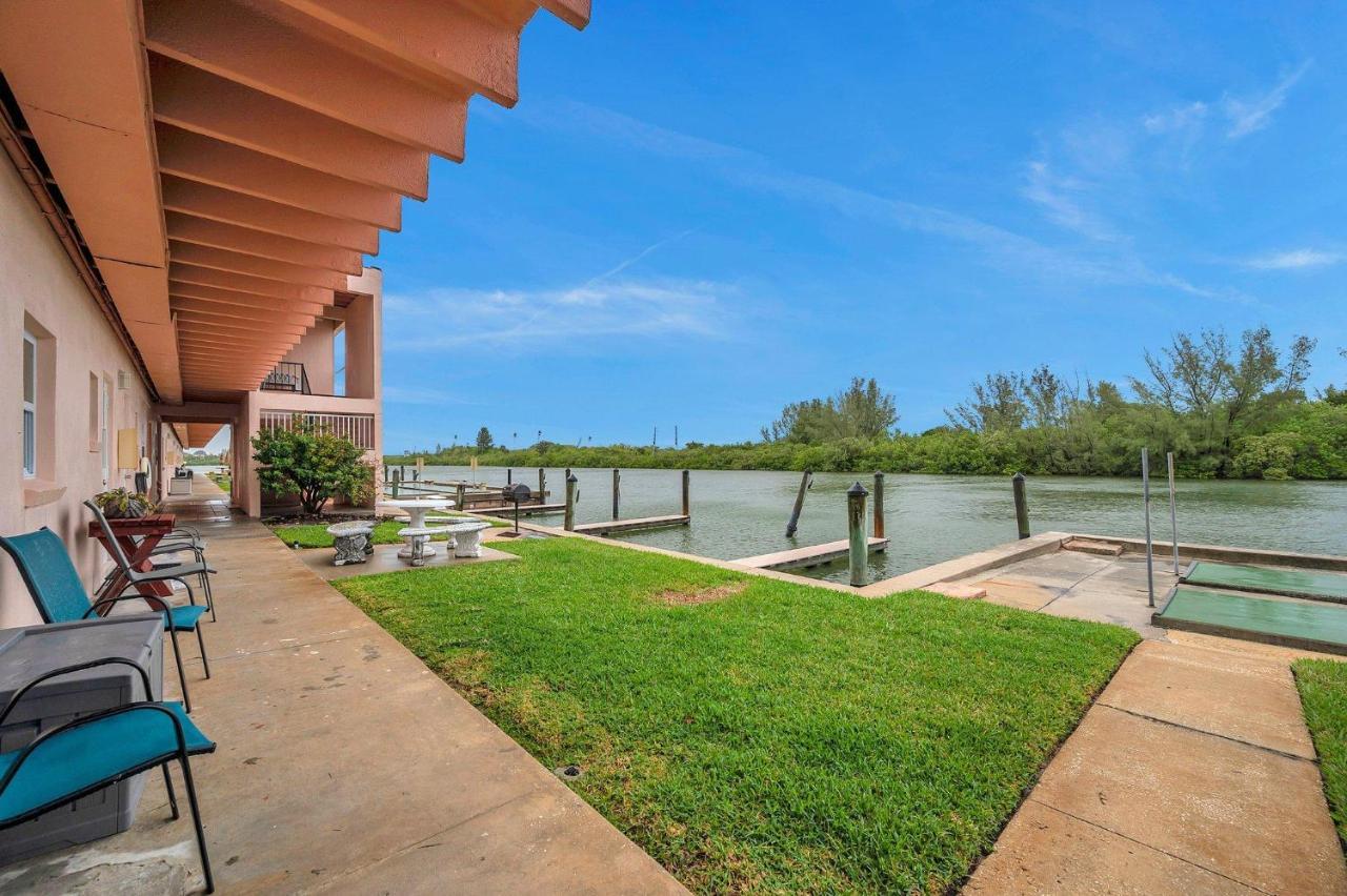 Picturesque Waterfront Studio Clearwater Beach Bagian luar foto