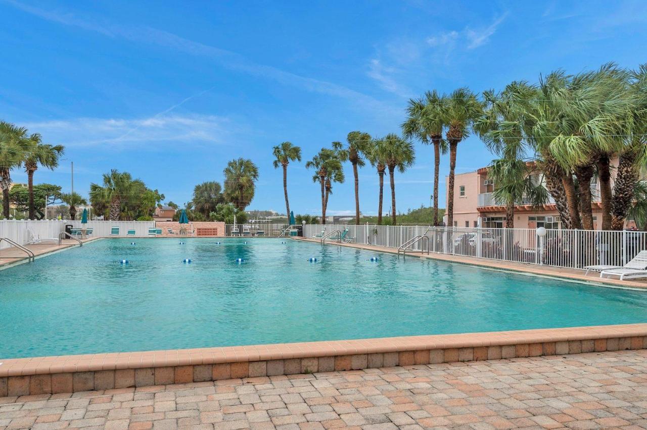 Picturesque Waterfront Studio Clearwater Beach Bagian luar foto