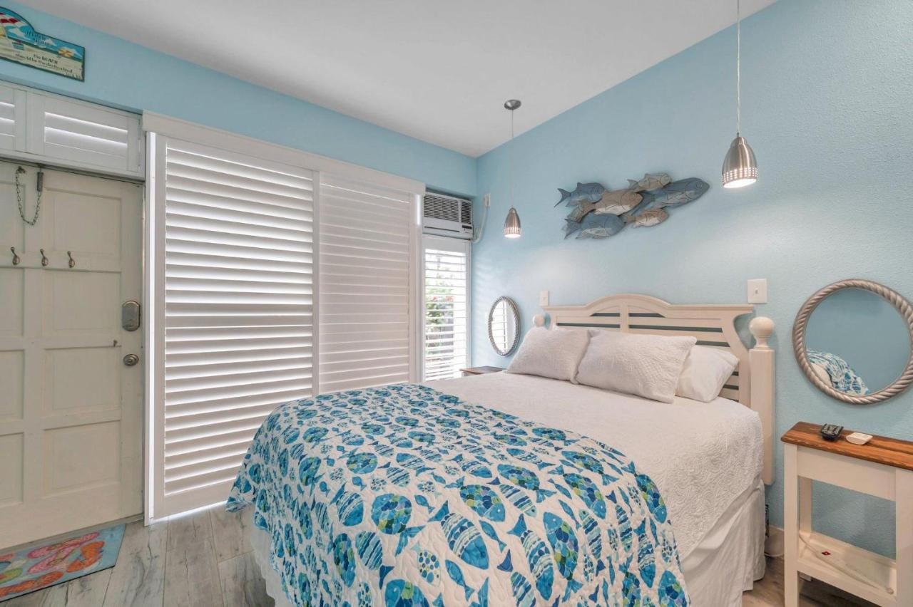 Picturesque Waterfront Studio Clearwater Beach Bagian luar foto