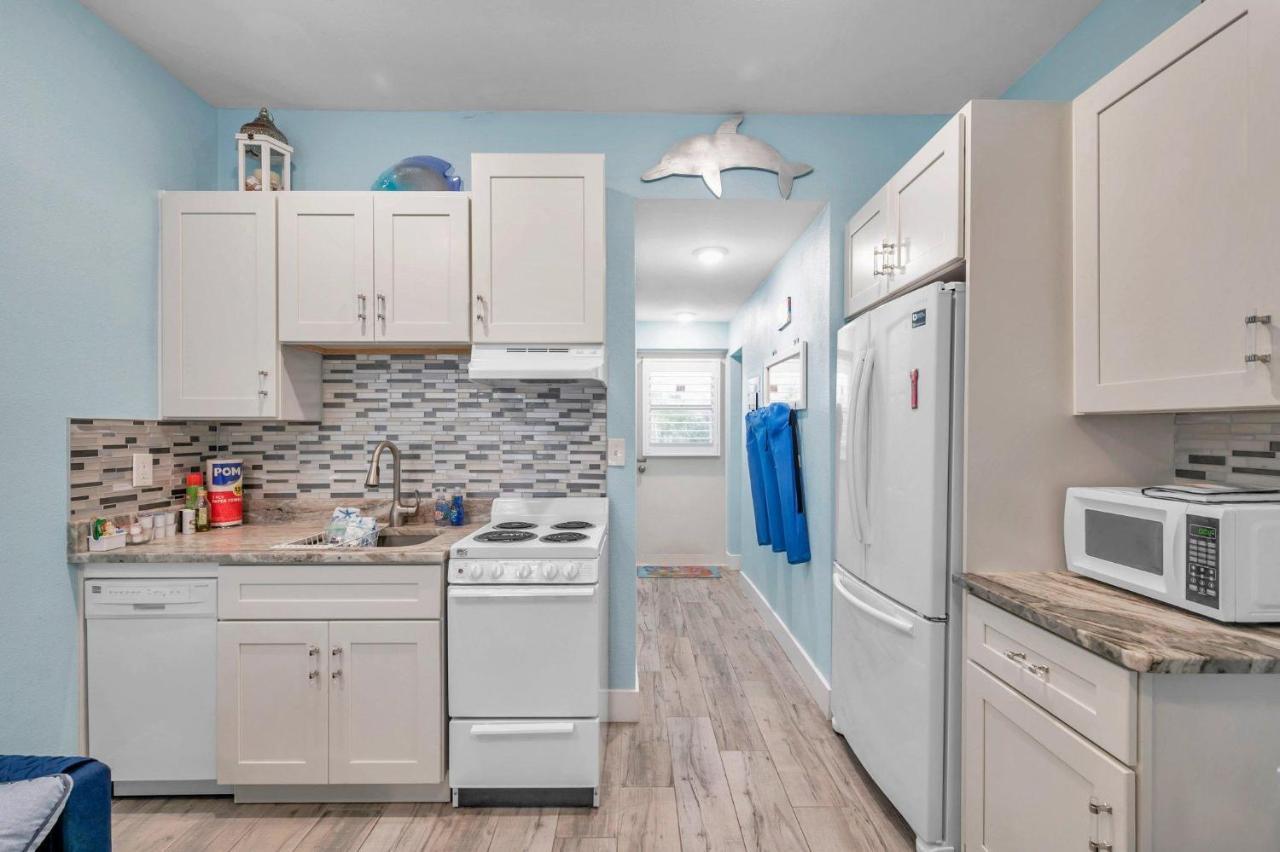 Picturesque Waterfront Studio Clearwater Beach Bagian luar foto