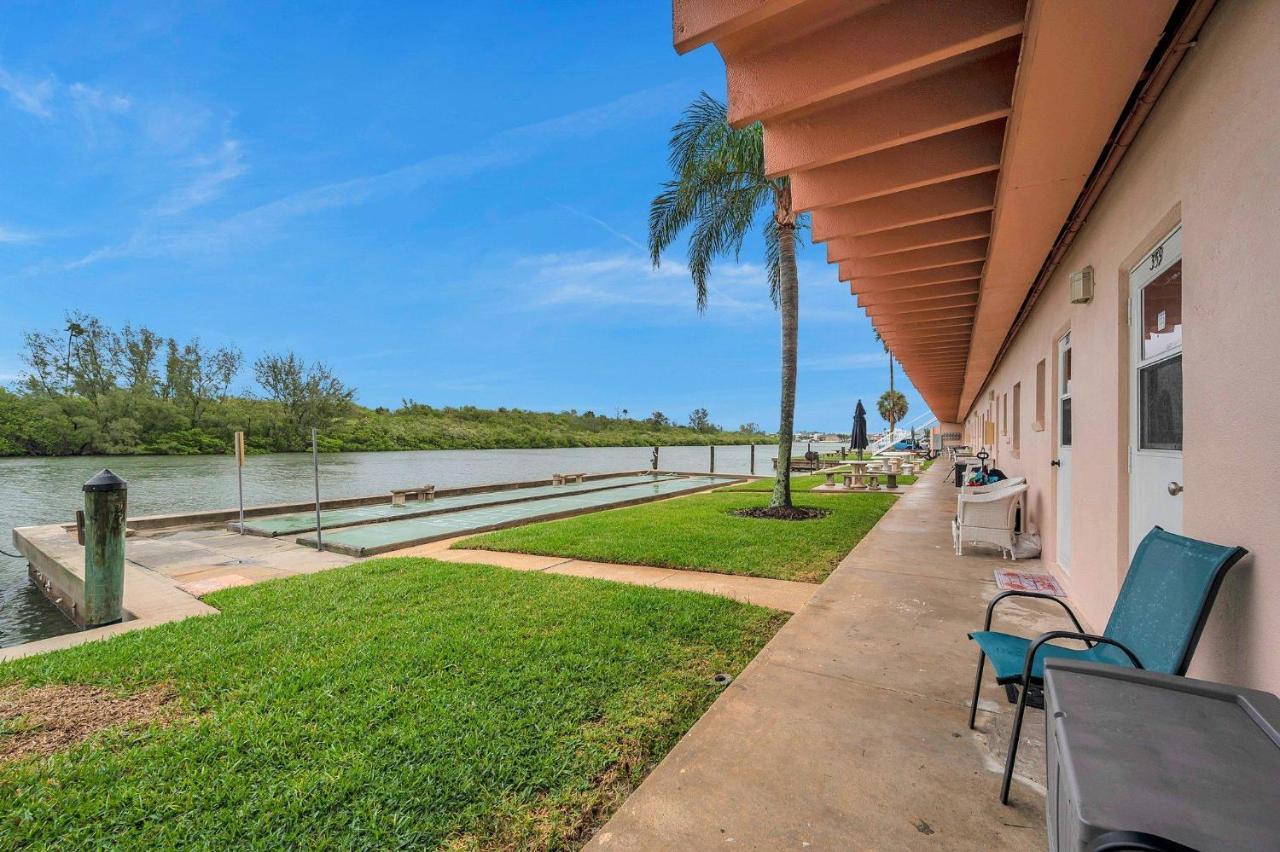 Picturesque Waterfront Studio Clearwater Beach Bagian luar foto