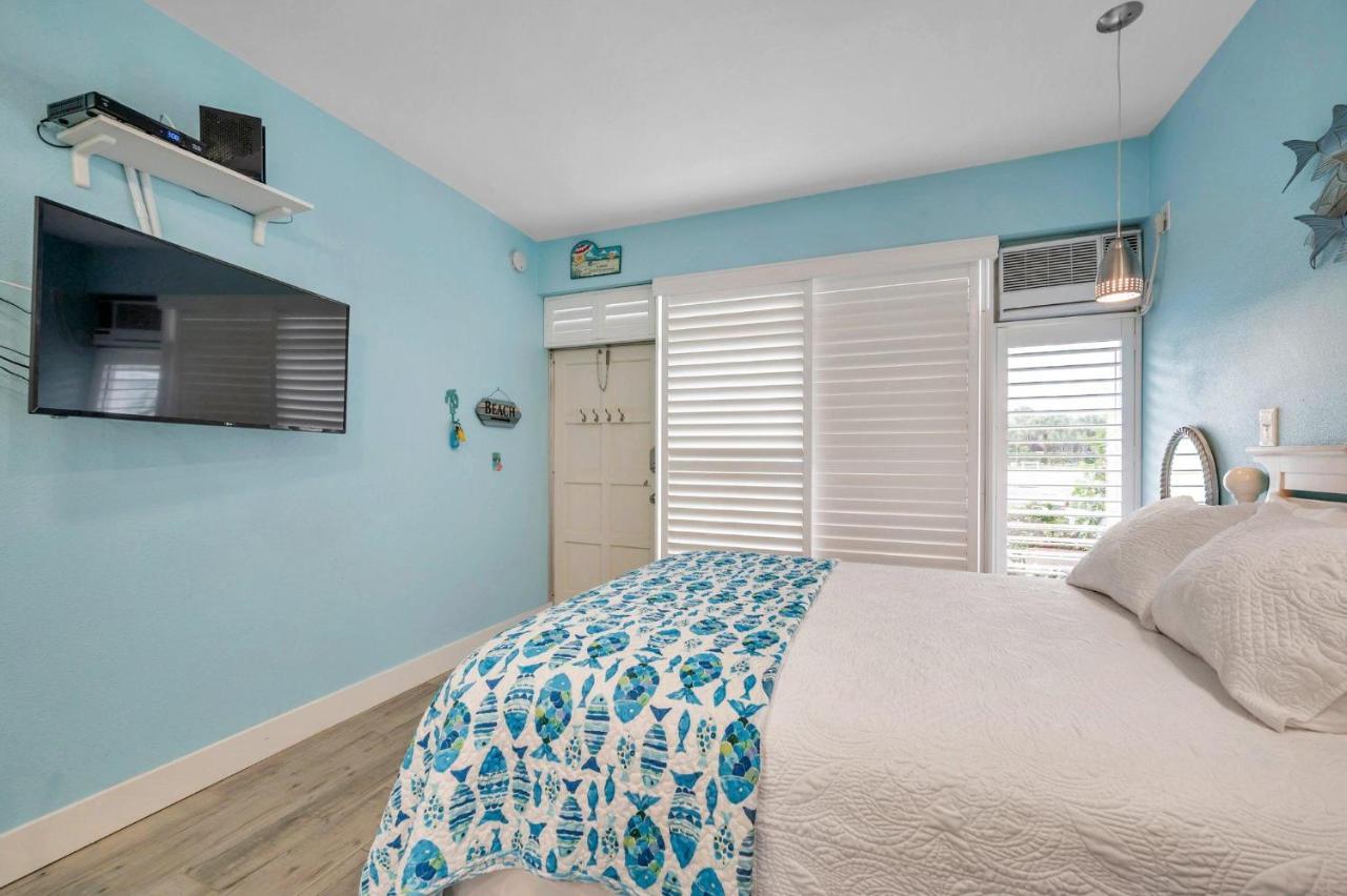 Picturesque Waterfront Studio Clearwater Beach Bagian luar foto