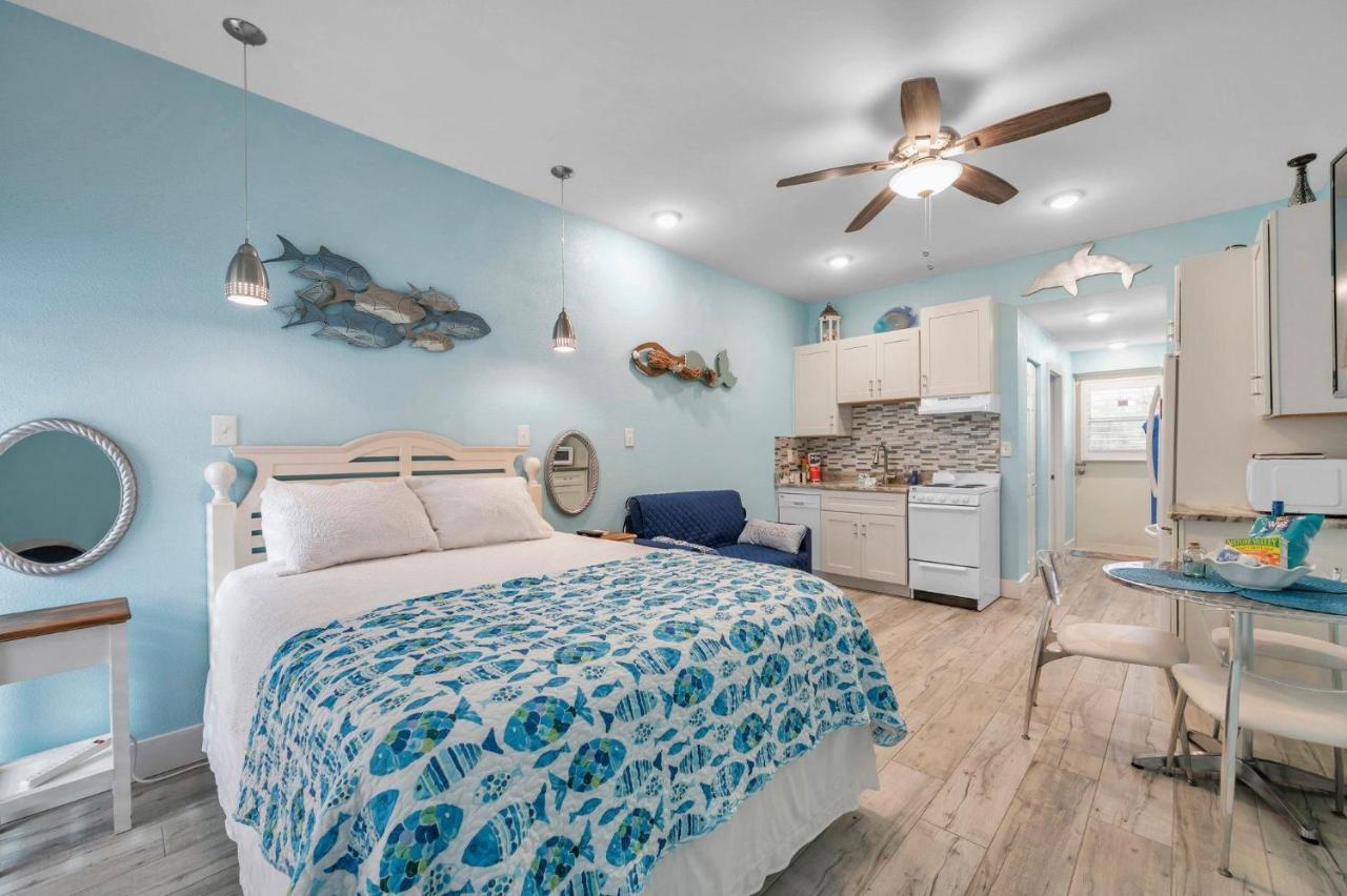 Picturesque Waterfront Studio Clearwater Beach Bagian luar foto